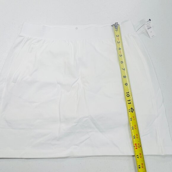 NWT T by Talbots White Everyday Stretch Skort - Size Medium Ribbed Sided Pockets - Picture 2 of 7